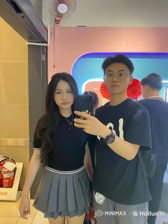 Couple's Intimate and Playful Live2D Animation – AI Generated Video | Hailuo AI