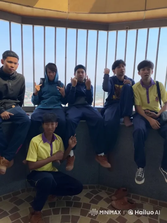Boys on Balcony Perform Dynamic Kungfu Fight – AI Generated Video | Hailuo AI