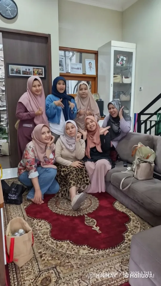 Colorful Hijab-wearing Women Enjoy Playful Kungfu Fight – AI Generated Video | Hailuo AI