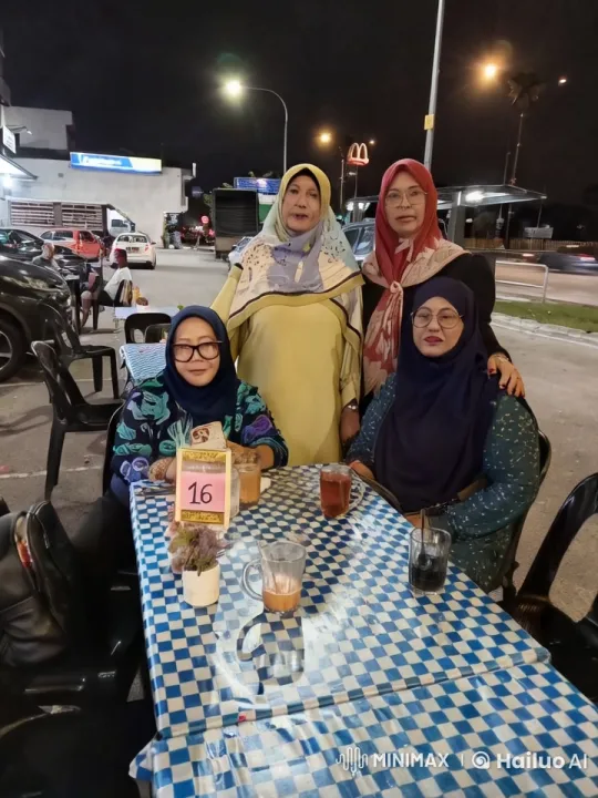 Women Enjoy Playful Kung Fu at Night Out – AI Generated Video | Hailuo AI