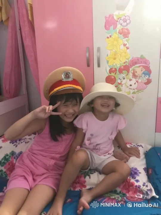 Young Girls Engage in Animated Martial Arts Playfight – AI Generated Video | Hailuo AI