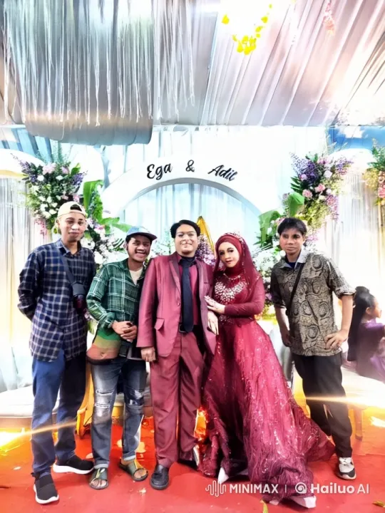 Festive Wedding Fight Scene with Bride and Groom – AI Generated Video | Hailuo AI
