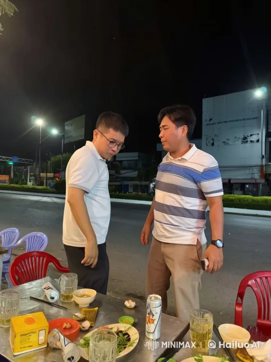 Night-time Kung Fu Fight with Food and Drink Background – AI Generated Video | Hailuo AI