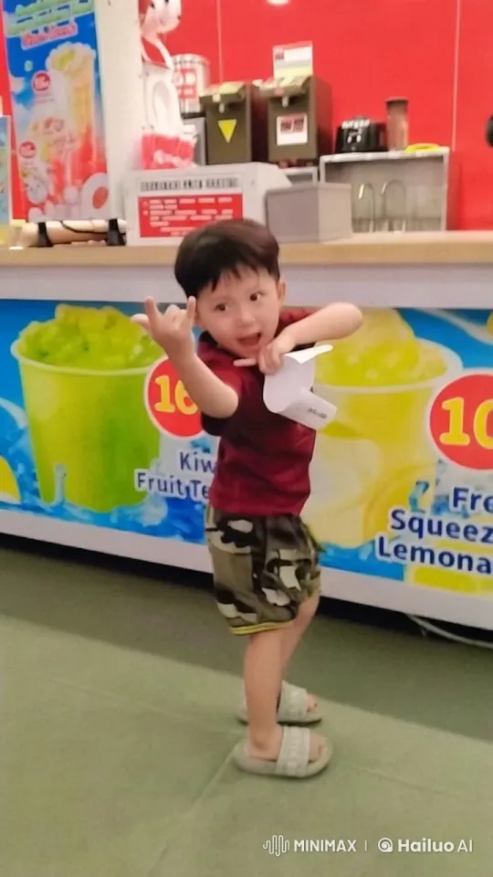 Fast Fighting Kungfu with Jumping Kicks – AI Generated Video | Hailuo AI