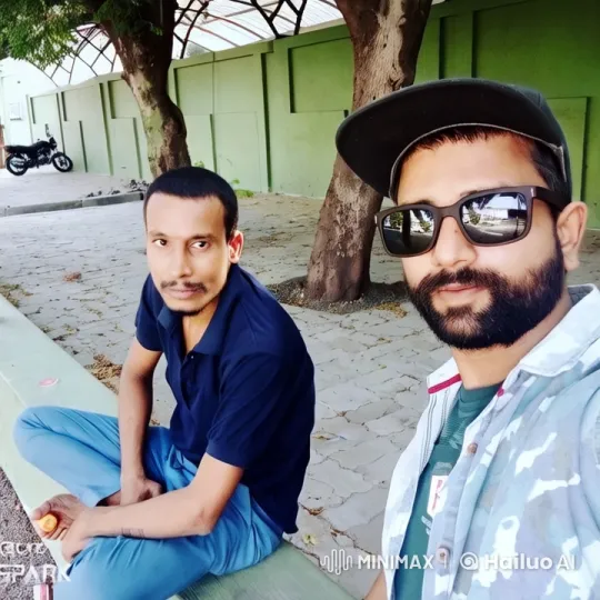 Outdoor Portrait Session with Gentle Movements – AI Generated Video | Hailuo AI