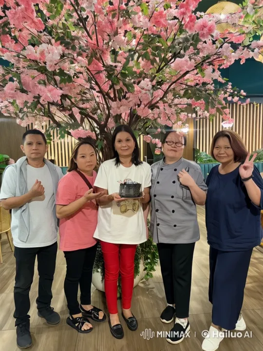 Five Individuals Perform Energetic Kungfu Under Cherry Blossoms – AI Generated Video | Hailuo AI
