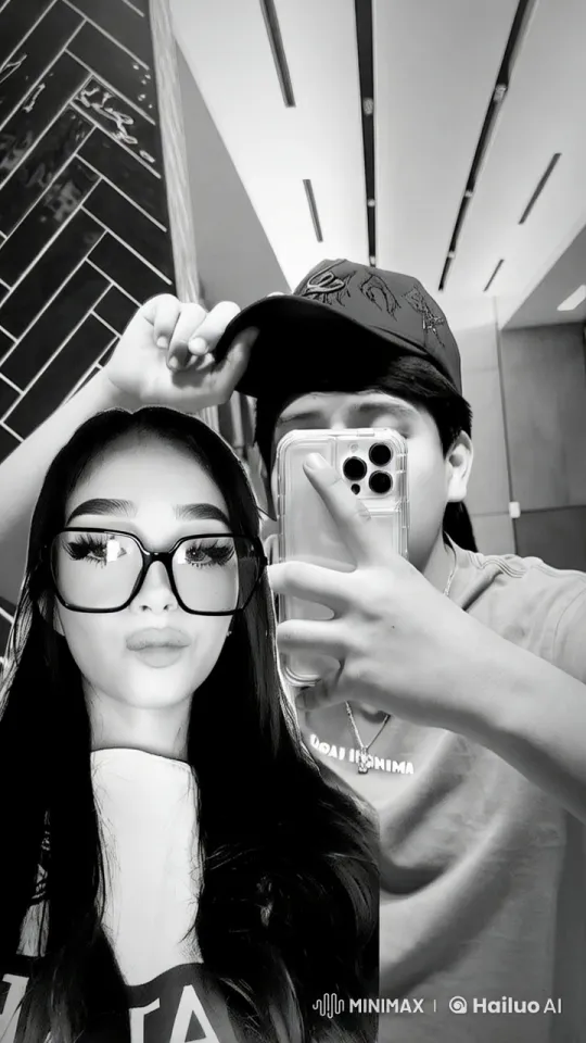 Intimate Moment Captured in Live2D Animation – AI Generated Video | Hailuo AI