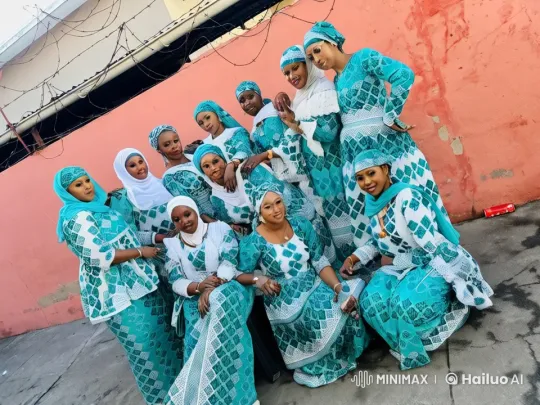 Turquoise-clad Women Perform Kung-Fu in Vibrant Courtyard – AI Generated Video | Hailuo AI