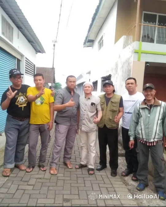 Live2D Video: Men Showcase Martial Arts in Outdoor Setting – AI Generated Video | Hailuo AI