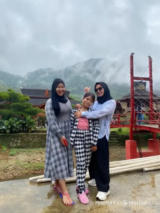 Traditional Building Background with Kung Fu Practitioners – AI Generated Video | Hailuo AI