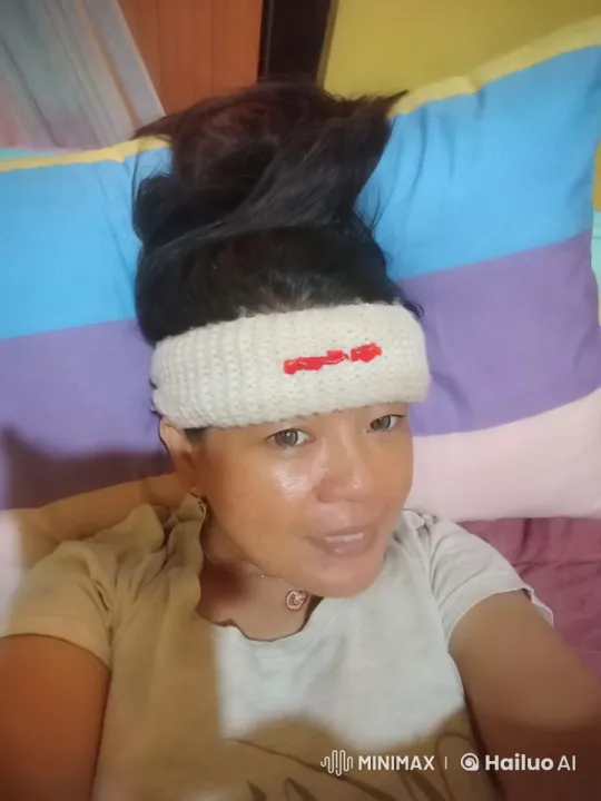 Kungfu Artist Performs in Cozy Bedroom – AI Generated Video | Hailuo AI