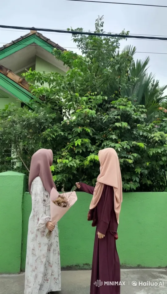 Live2D Scene: Hijab-Wearing Women with Dynamic Kung Fu Interaction – AI Generated Video | Hailuo AI