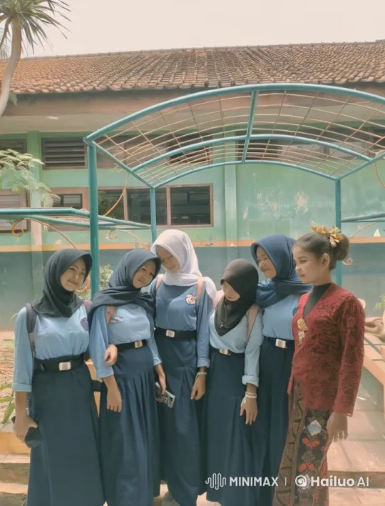 Schoolyard Kung Fu: Students' Playful Martial Arts Fight – AI Generated Video | Hailuo AI