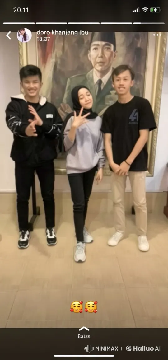 Three Youths Perform Martial Arts in Live2D Animation – AI Generated Video | Hailuo AI