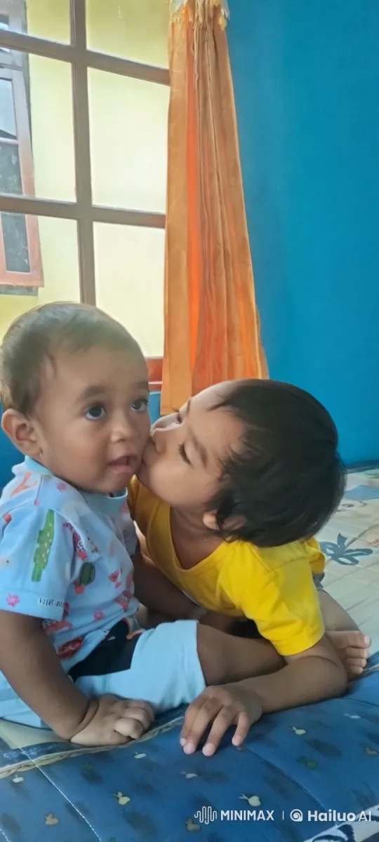 Children Playfully Mimic Kungfu Fight in Colorful Room – AI Generated Video | Hailuo AI