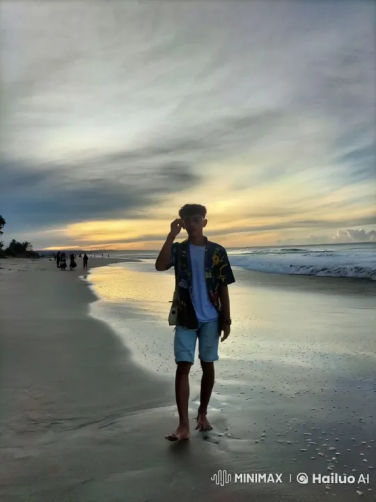Martial Artist Performs Kung Fu on Serene Beach at Sunset – AI Generated Video | Hailuo AI