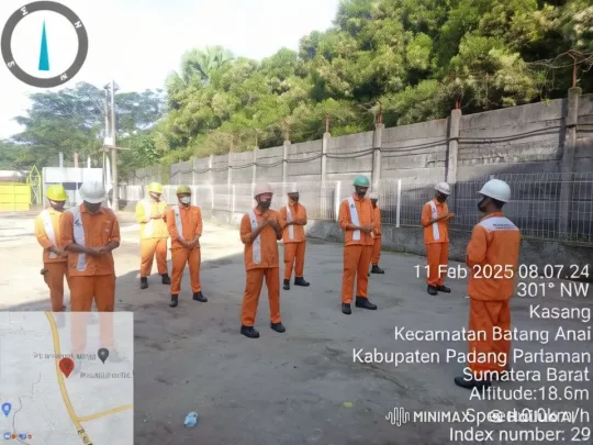 Construction Workers Perform Kungfu in Live2D Animation – AI Generated Video | Hailuo AI