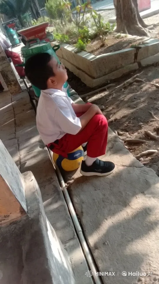 Young Boy Demonstrates Dynamic Kung Fu in Live2D Animation – AI Generated Video | Hailuo AI