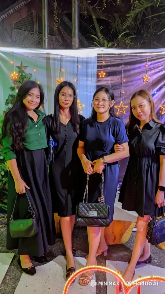 Four Women Display Martial Arts in Festive Outdoor Setting – AI Generated Video | Hailuo AI