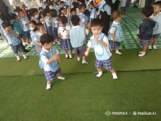 Children Practicing Kung Fu in Playful Atmosphere – AI Generated Video | Hailuo AI