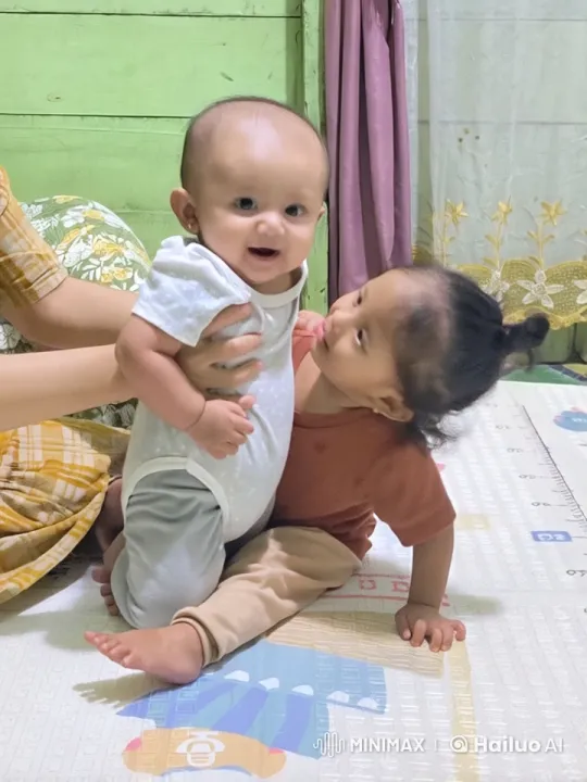 Animated Children's Kung Fu Fight in Cozy Room – AI Generated Video | Hailuo AI