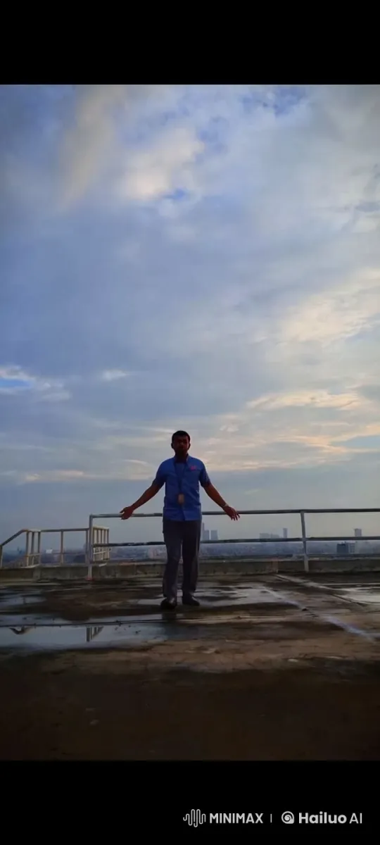 Man Appears to Defy Gravity, Hovering on Rooftop – AI Generated Video | Hailuo AI