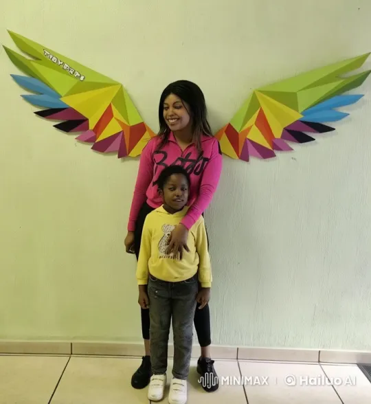 Child Performer and Woman in Vivid Kung Fu Scene – AI Generated Video | Hailuo AI