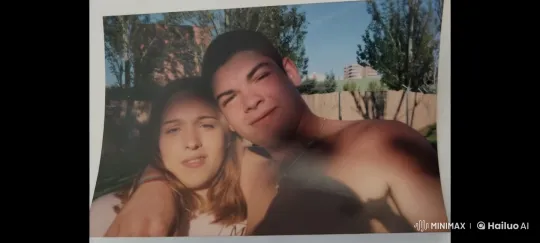Couple Sharing Intimate Moment in Sunny Garden – AI Generated Video | Hailuo AI