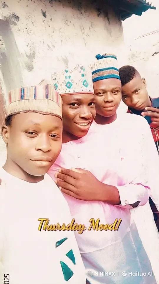Friends Celebrate Cheerful Evening in Traditional Attire – AI Generated Video | Hailuo AI
