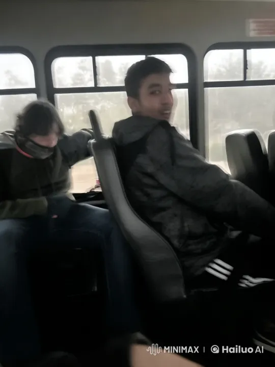 Young Man Demonstrates Kung Fu on Bus – AI Generated Video | Hailuo AI