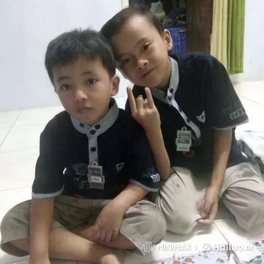 Boys Practice Kung Fu in Matching Outfits – AI Generated Video | Hailuo AI