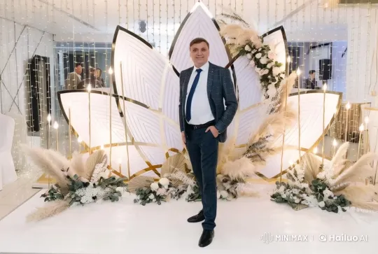 Tatar Dance Performance in Elegant Live2D Setting – AI Generated Video | Hailuo AI