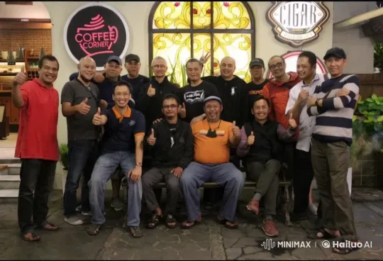Casual Men Transform into Kungfu Fighters in Café – AI Generated Video | Hailuo AI