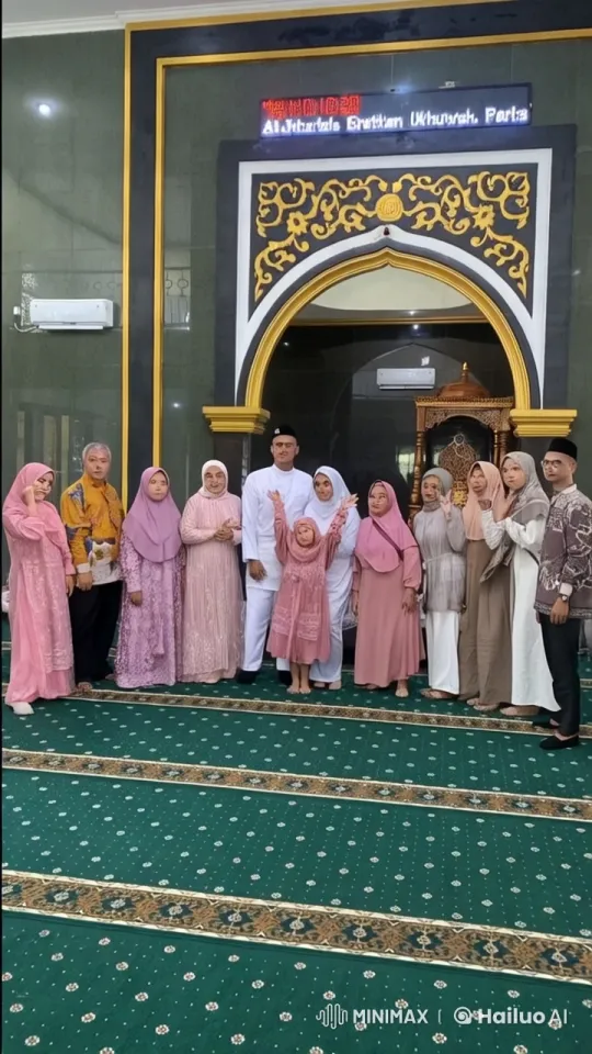 Family Performs Kungfu in Traditional Attire at Mosque – AI Generated Video | Hailuo AI