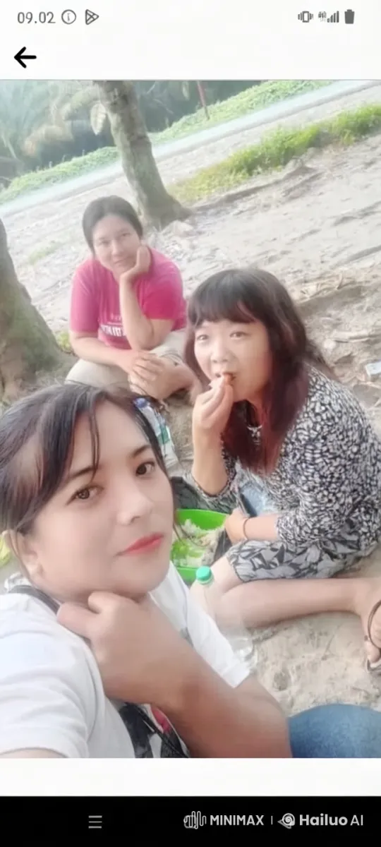 Outdoor Kung Fu Fun Among Friends – AI Generated Video | Hailuo AI
