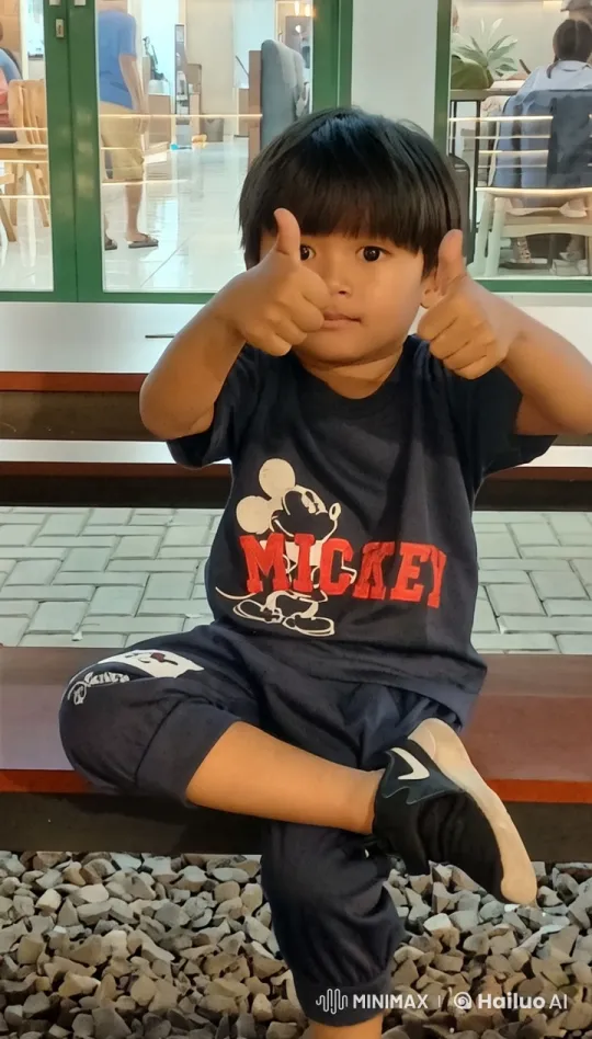 Child in Mickey Outfit Performs Energetic Kungfu in Live2D – AI Generated Video | Hailuo AI