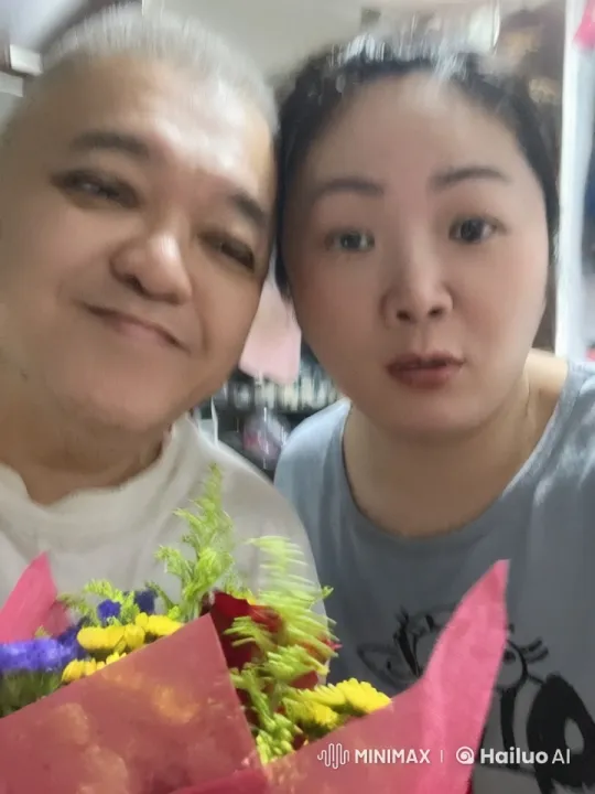 Kung Fu Performance with Bouquet in Serene Indoor Setting – AI Generated Video | Hailuo AI