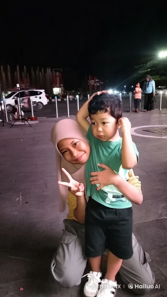 Child Practicing Kungfu in Urban Park Night Scene – AI Generated Video | Hailuo AI