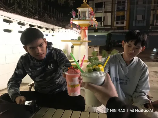 Casual Attire Characters Engage in Nighttime Kung Fu Duel – AI Generated Video | Hailuo AI