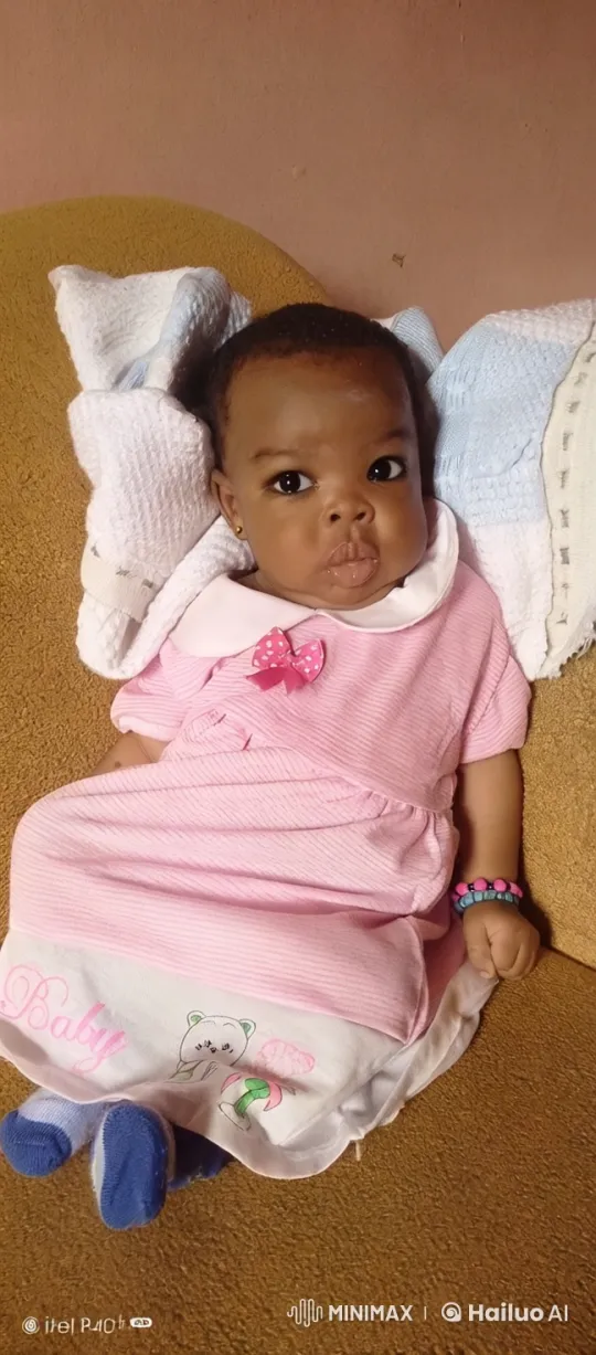 Baby Joyfully Bounces in Cozy, Charming Setting – AI Generated Video | Hailuo AI