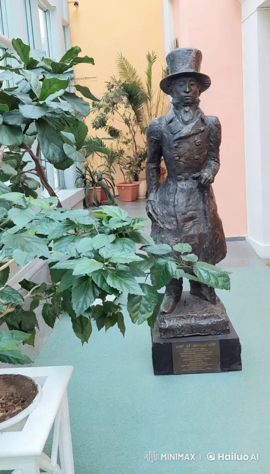Bronze Statue Comes Alive in Serene Indoor Setting – AI Generated Video | Hailuo AI