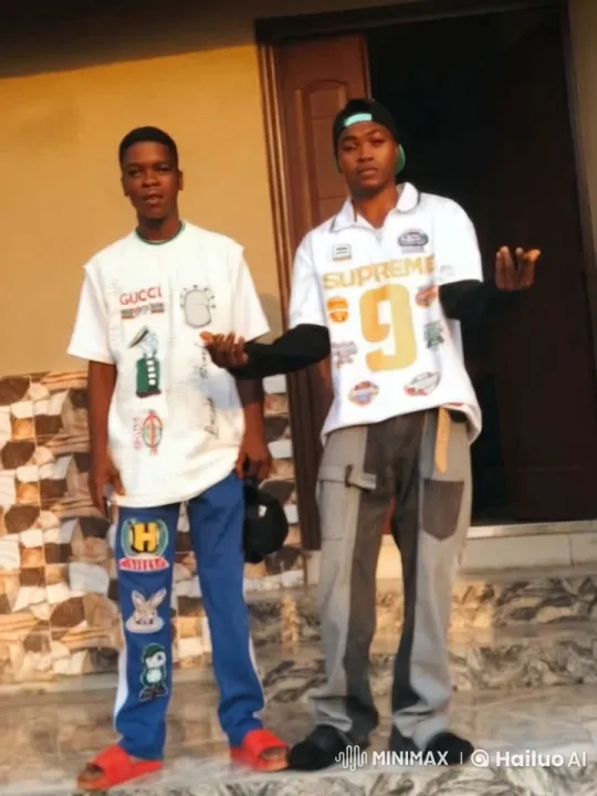 Casual Streetwear Kung Fu Combatants Demonstrate Skills – AI Generated Video | Hailuo AI