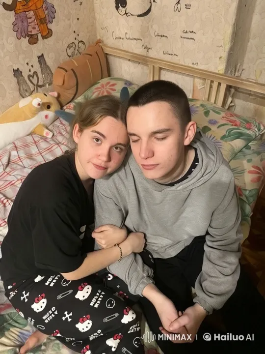 Animated Teen Couple's Argument and Physical Transformations – AI Generated Video | Hailuo AI