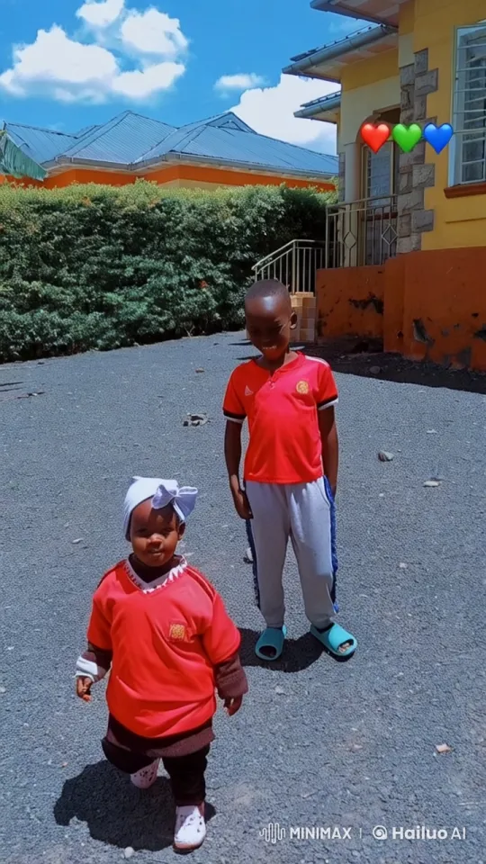Children Practicing Kungfu in Courtyard Setting – AI Generated Video | Hailuo AI