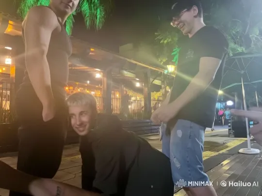 Three Friends Embrace Under Night Lights in Live2D Animation – AI Generated Video | Hailuo AI