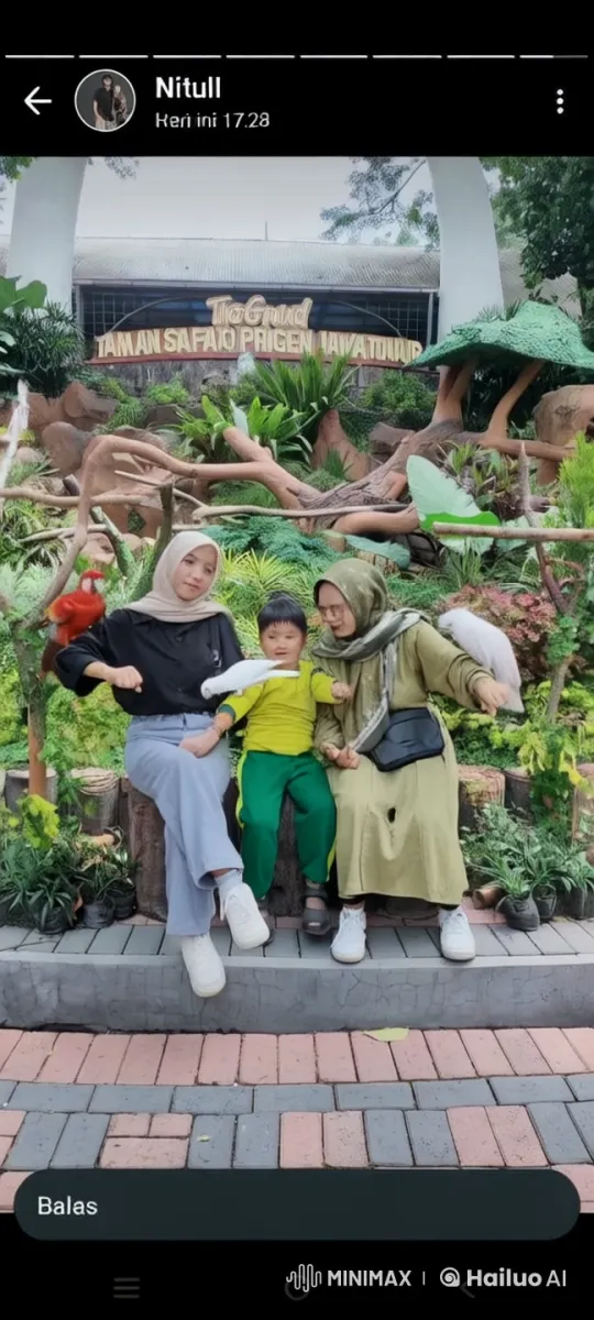 Kungfu Action Scene in Vibrant Taman Safari Setting – AI Generated Video | Hailuo AI