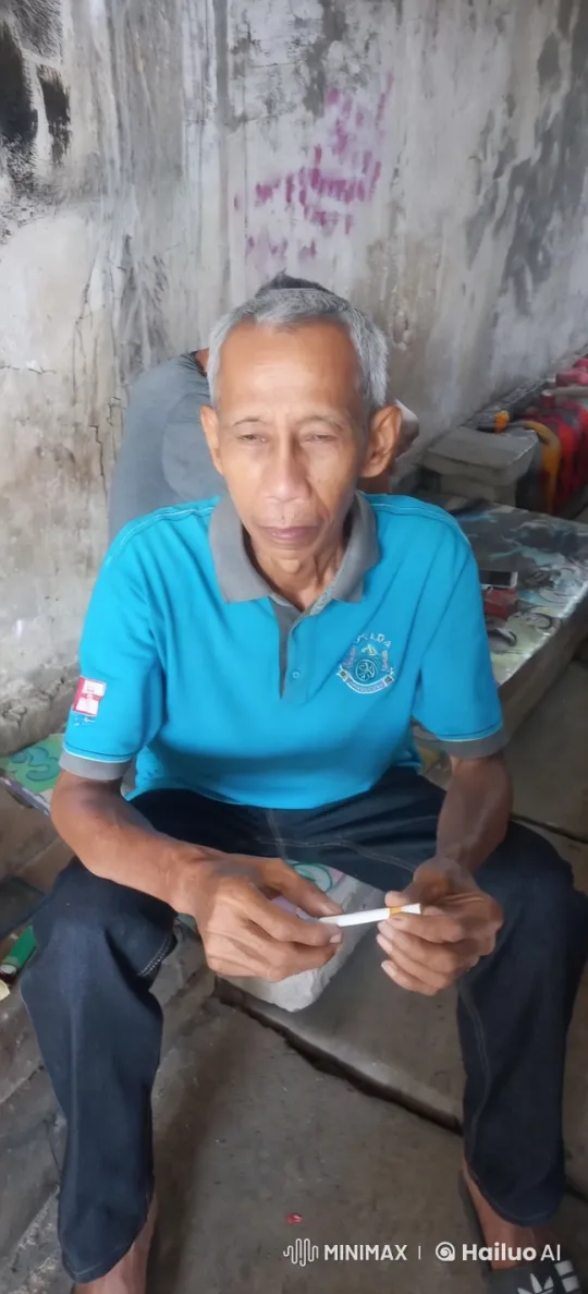 Man with Cigarette Observes Surroundings Calmly – AI Generated Video | Hailuo AI