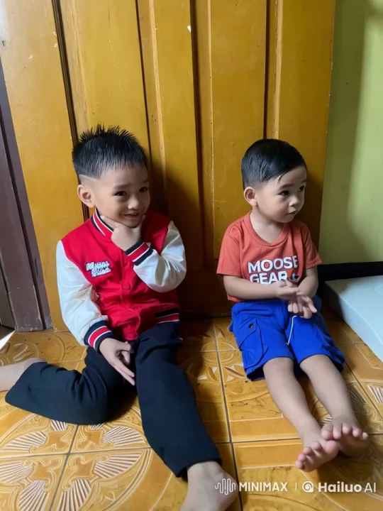 Two Boys Perform Energetic Kung Fu Moves in Live2D Animation – AI Generated Video | Hailuo AI