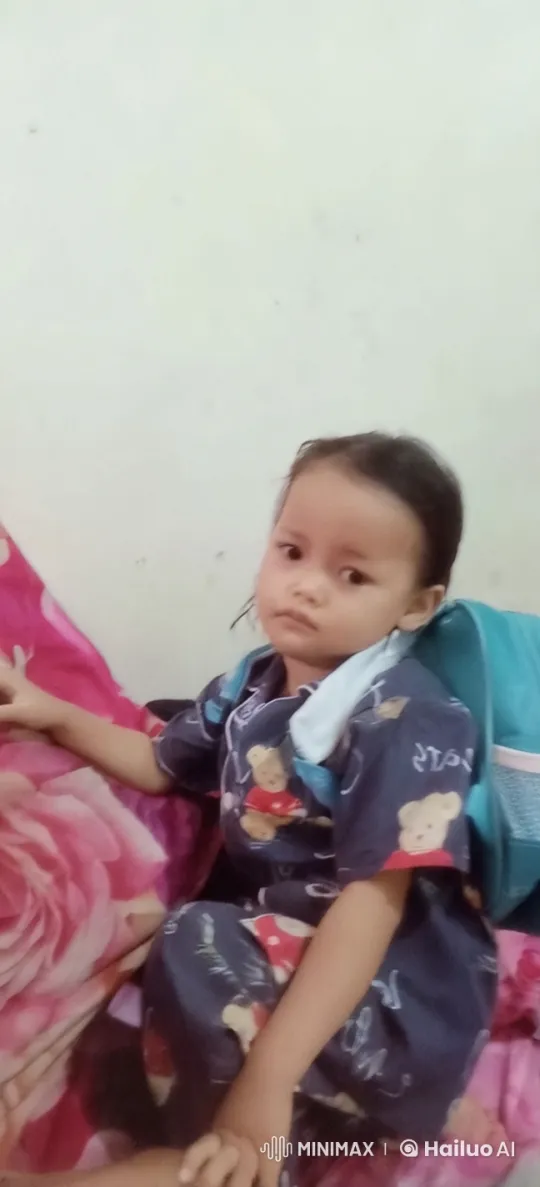 Child Enacts Joyful Kung Fu Routine on Bed – AI Generated Video | Hailuo AI