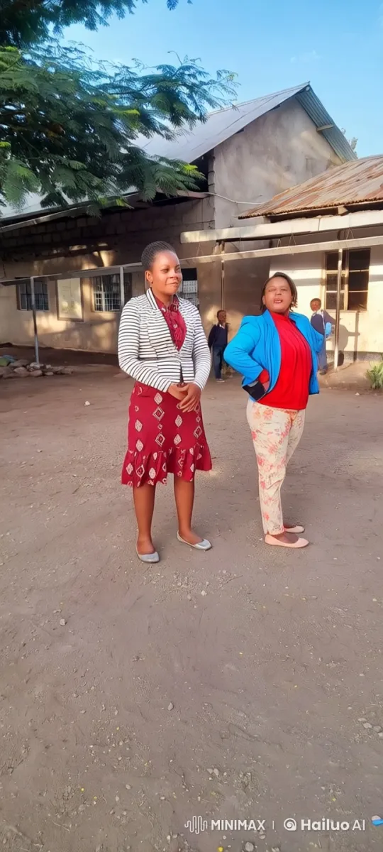 Two Women in Red Prepare for Graceful Kung Fu Battle – AI Generated Video | Hailuo AI